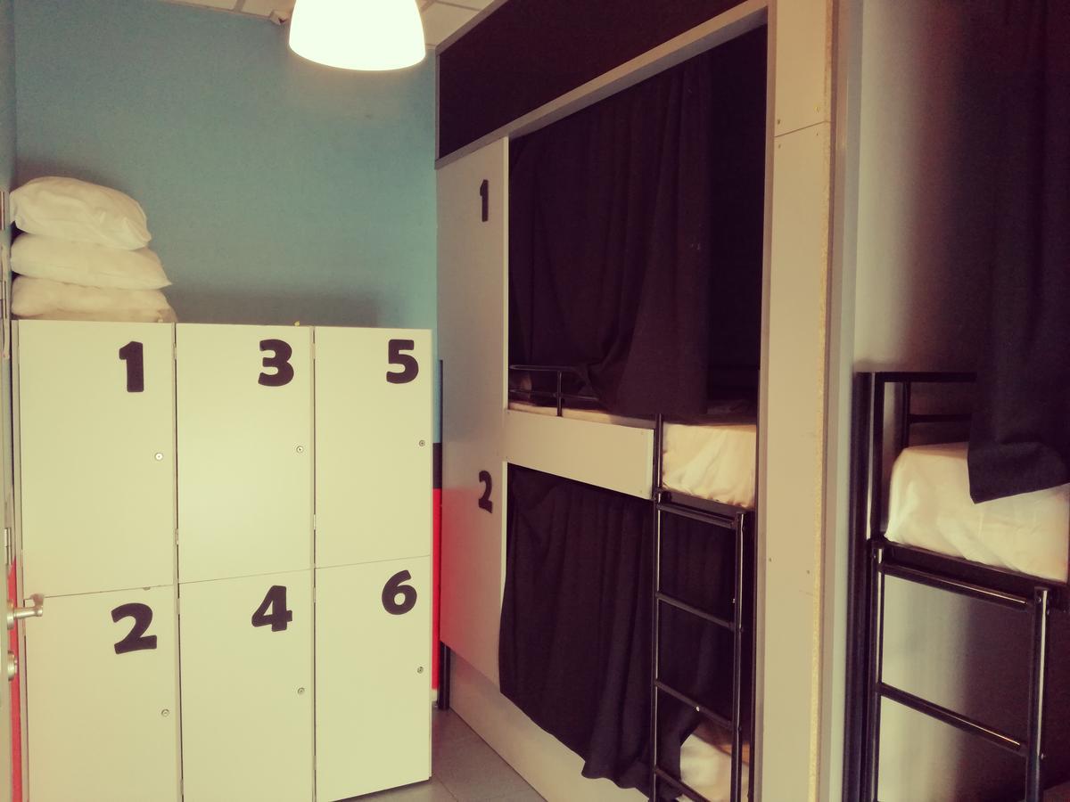 Open Hostel Madrid Eksteriør bilde