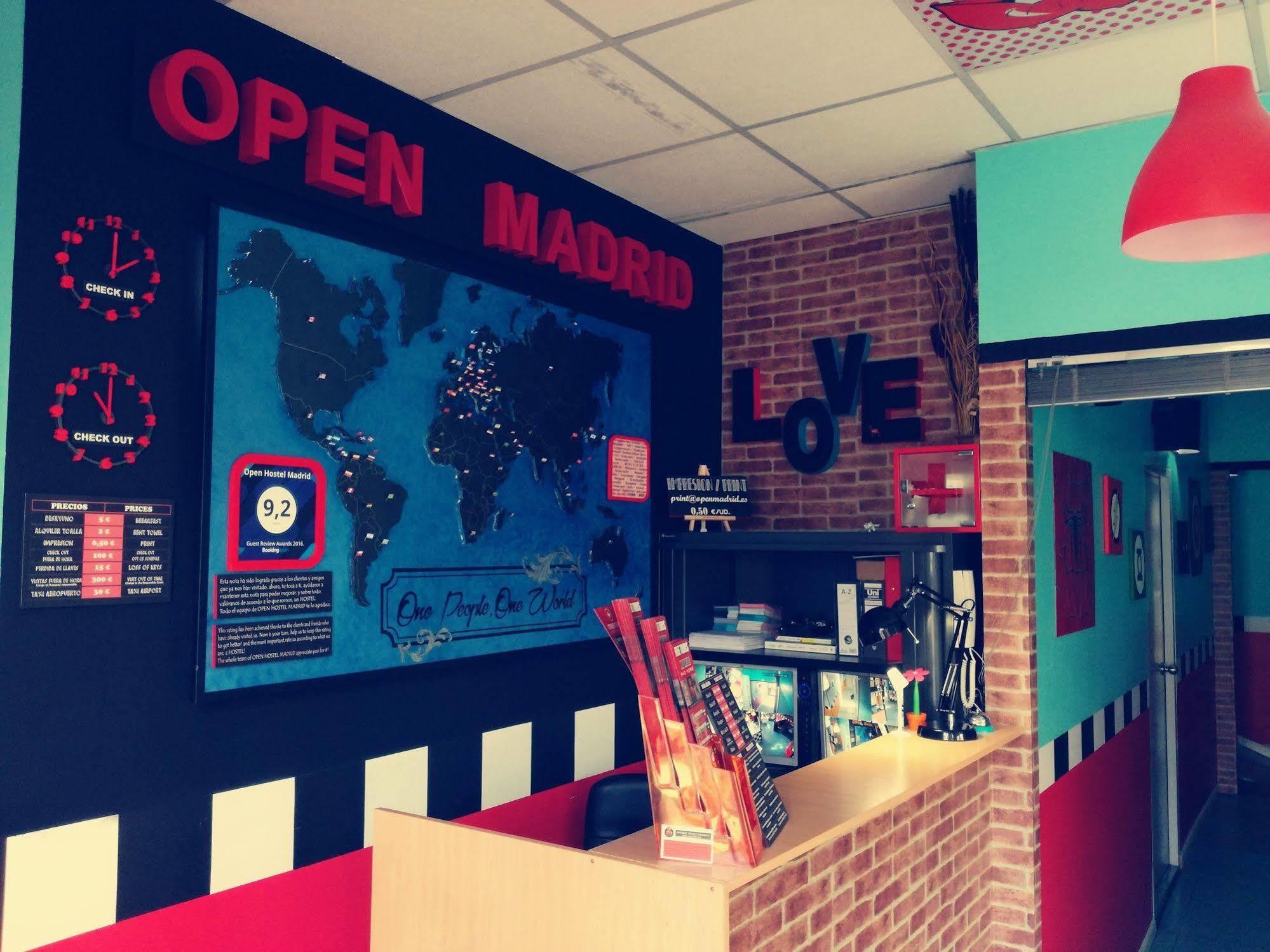 Open Hostel Madrid Eksteriør bilde