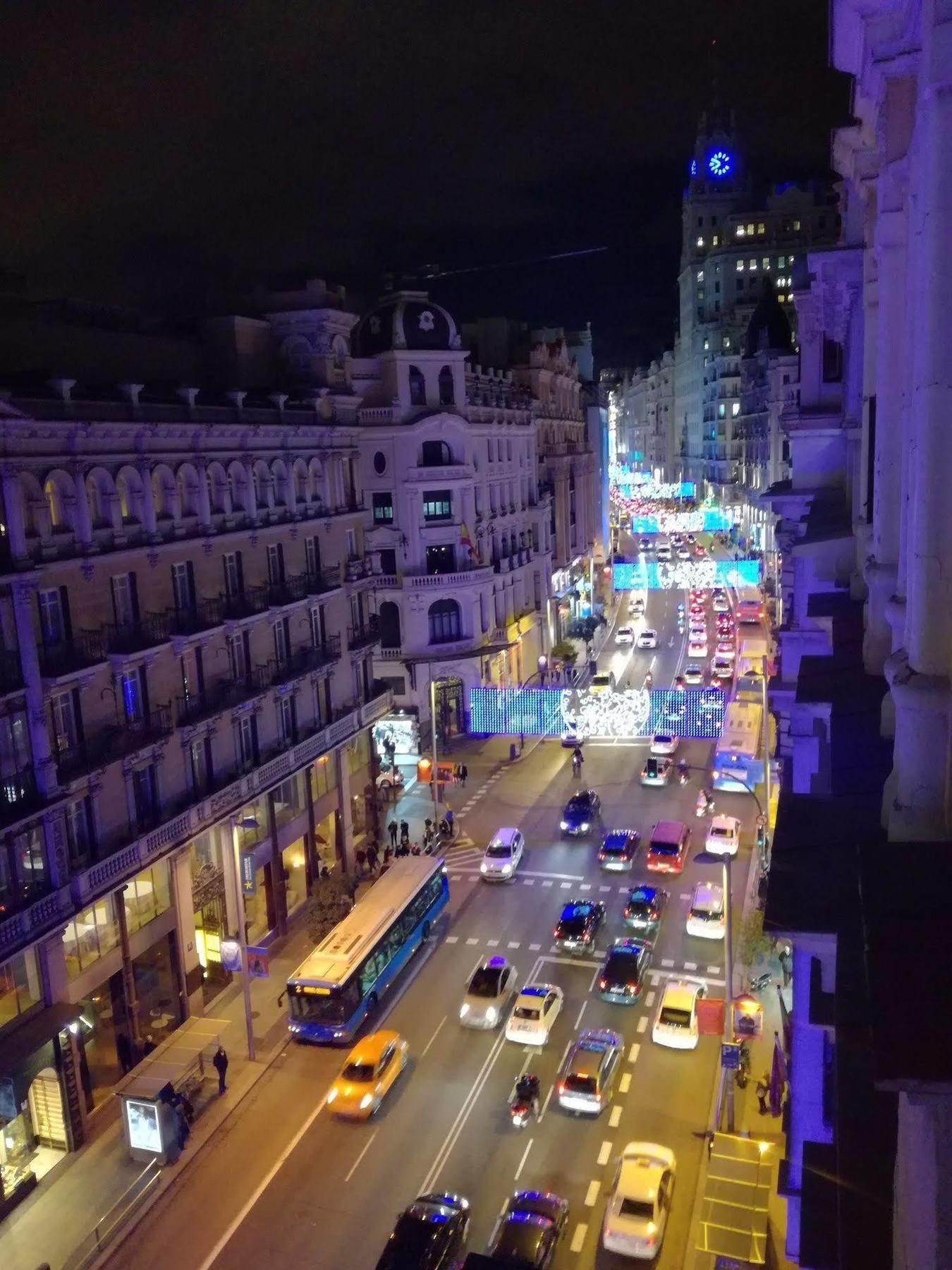Open Hostel Madrid Eksteriør bilde